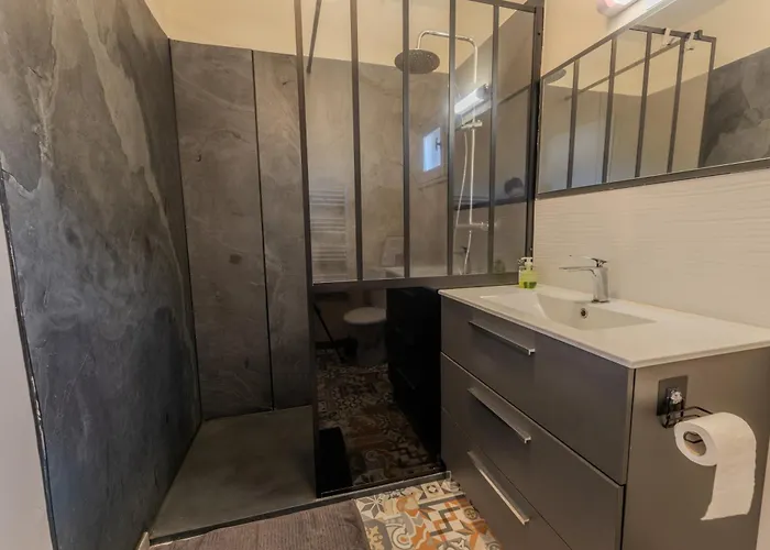 Centre-ville - Maison Avec 1 Holiday home *